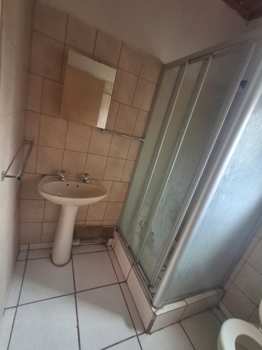 4 Bedroom Property for Sale in Ladybrand Free State